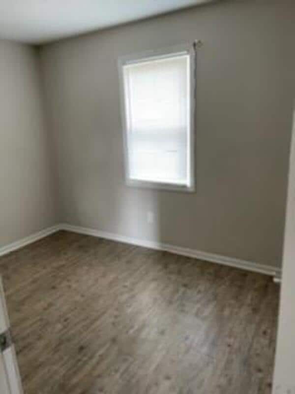 Building Photo - 248 Rose St