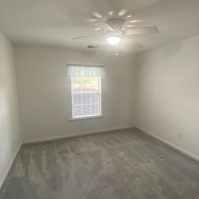 Building Photo - Arbor Walk 3Br 2Ba in Dorchester District ...