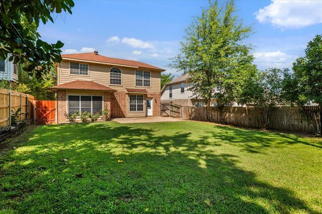 Building Photo - 2612 Southwestern Dr