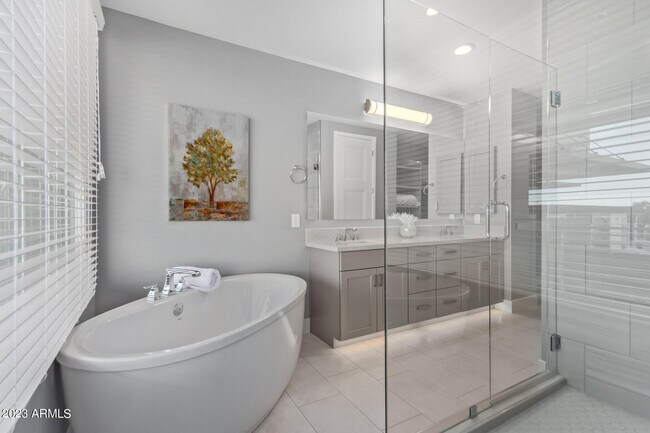 Building Photo - 7550 E Osborn Rd