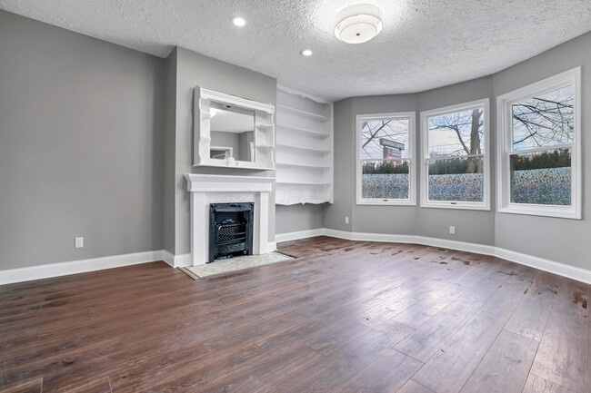 Building Photo - 2089 Lockbourne Rd