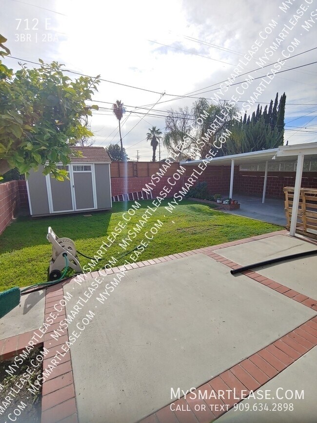 Building Photo - 712 E Yale St