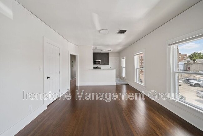 Building Photo - 1437 S Peoria Ave