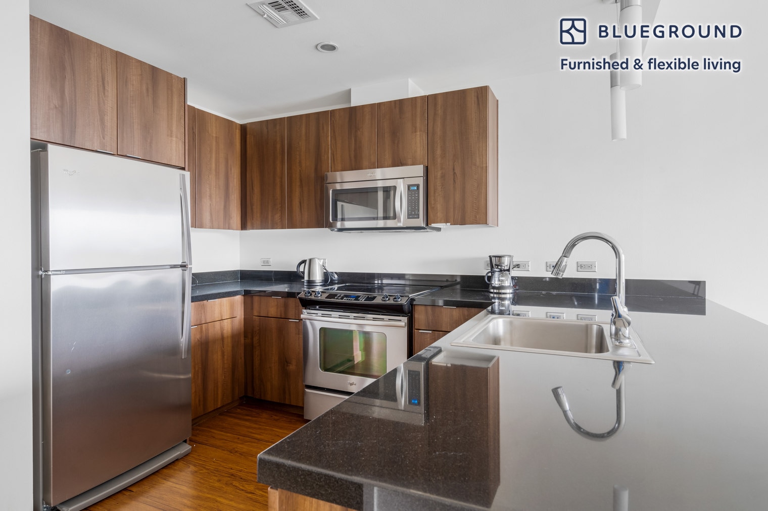 Building Photo - 388 Santana Row