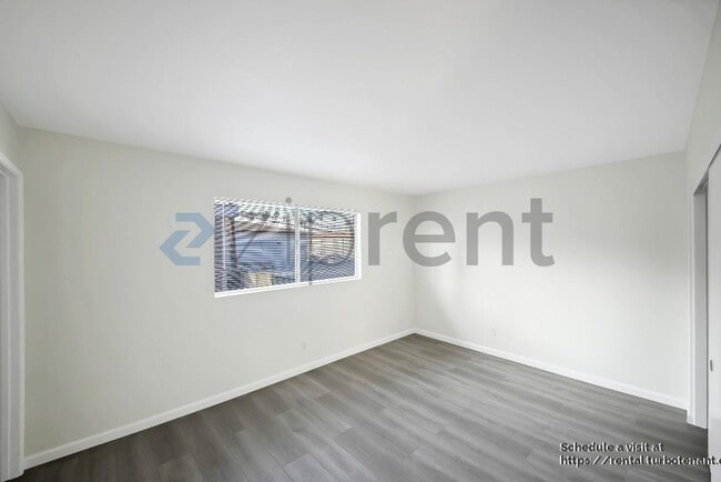 Building Photo - 1621 Gish Ave