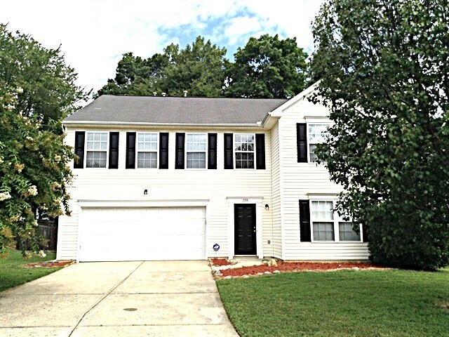 Primary Photo - 2305 Apple Glen Ln