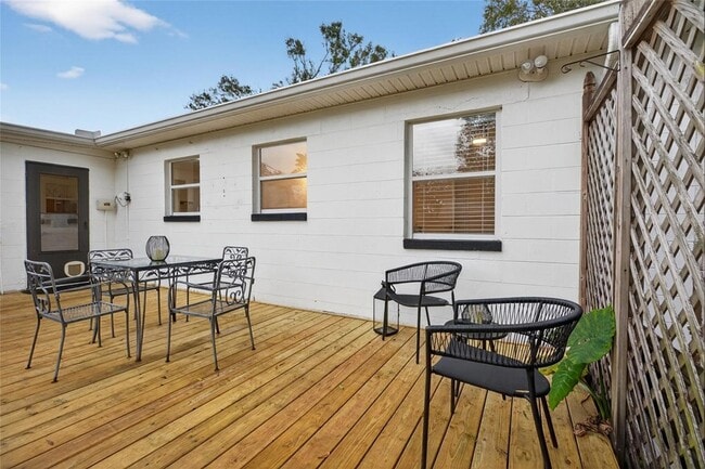 Building Photo - 5617 19th Ave S