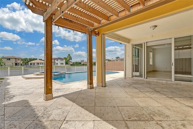 Building Photo - 11304 NW 79th Ln