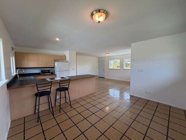 Building Photo - Relaxed Island Living in the Heart of Kailua
