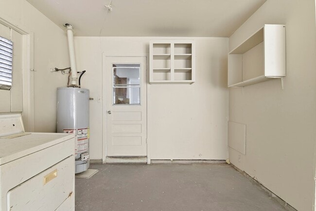 Building Photo - 7138 Mobud Dr