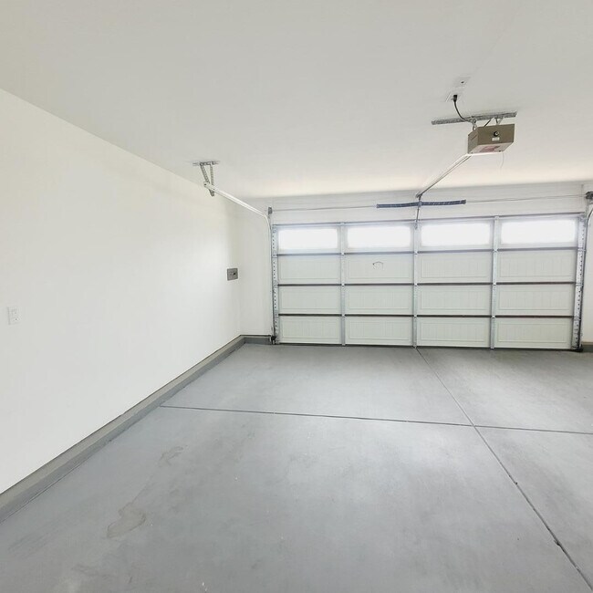 Building Photo - 14014 N Cameo Dr