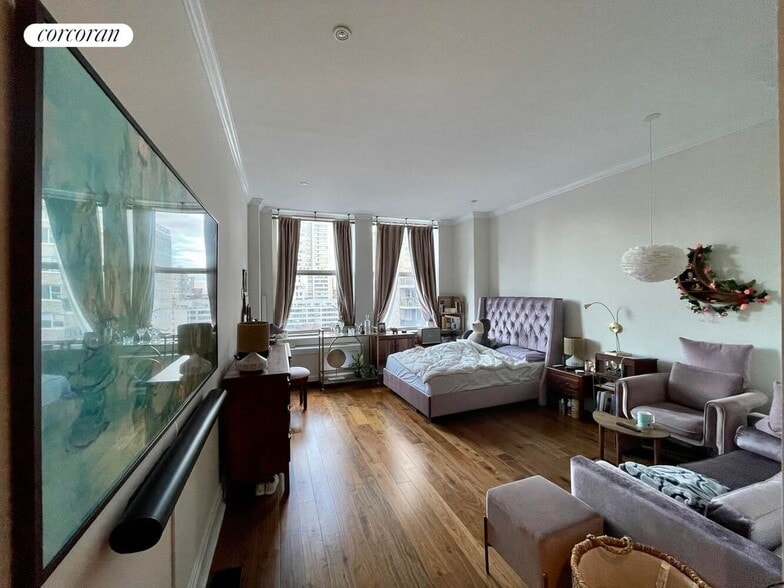 Primary Photo - 350 E 82nd St