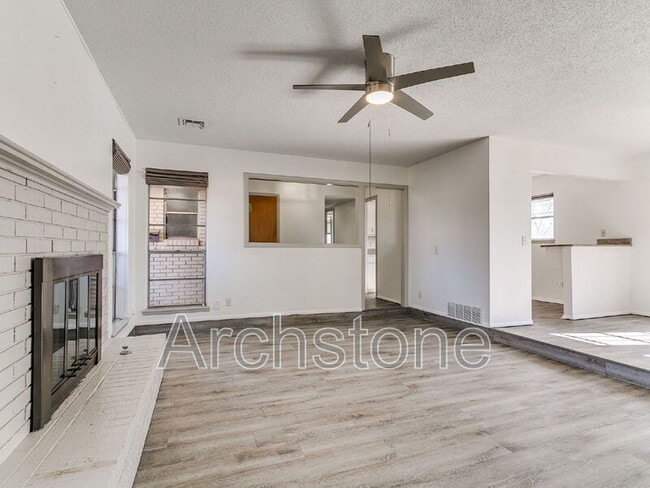 Building Photo - 4506 NW 26th St