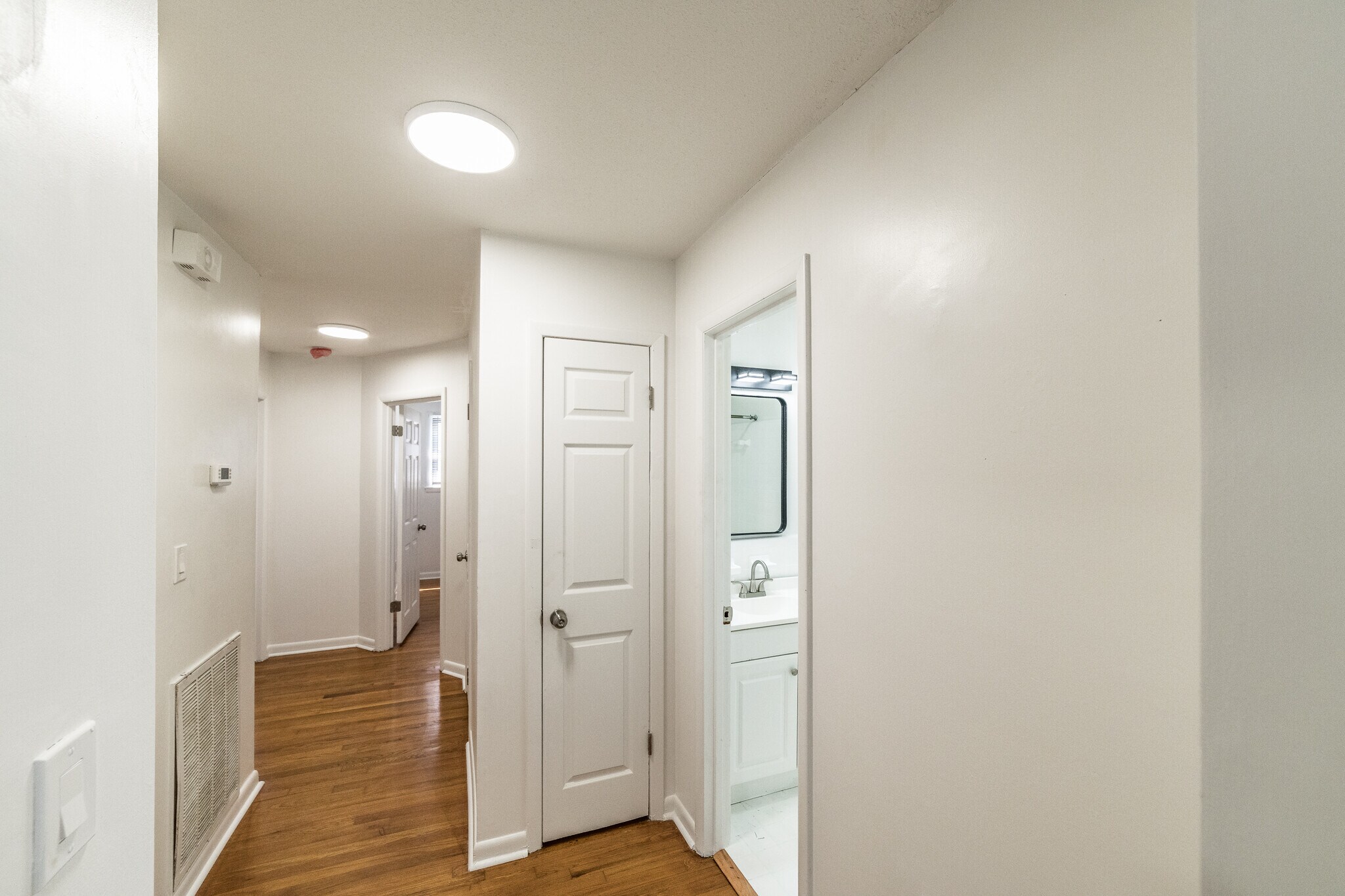Building Photo - 2401 Stringfield Rd NW