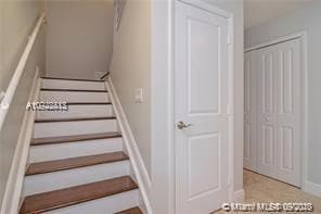 Building Photo - 302 NE 8th Ave