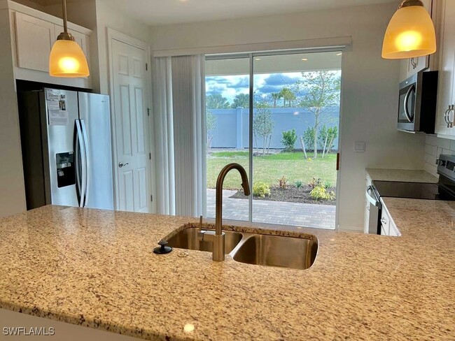 Building Photo - 28315 Captiva Shell Lp
