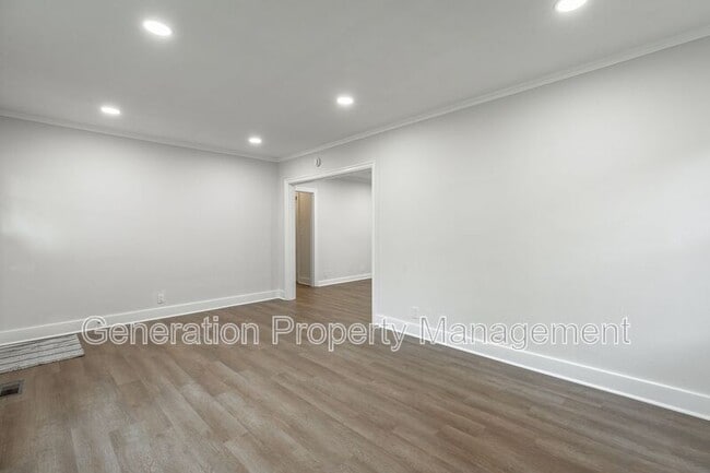 Building Photo - 103 Delray Ave