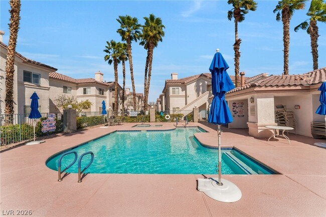 Building Photo - 2113 Echo Bay St