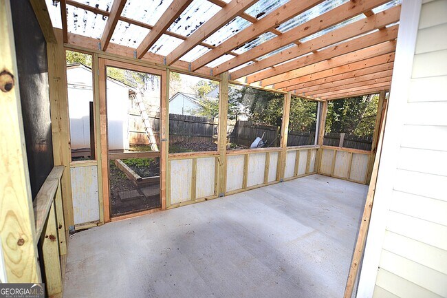 Building Photo - 2085 Sand Wedge Cir