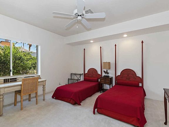 Building Photo - 48600 Shady View Dr