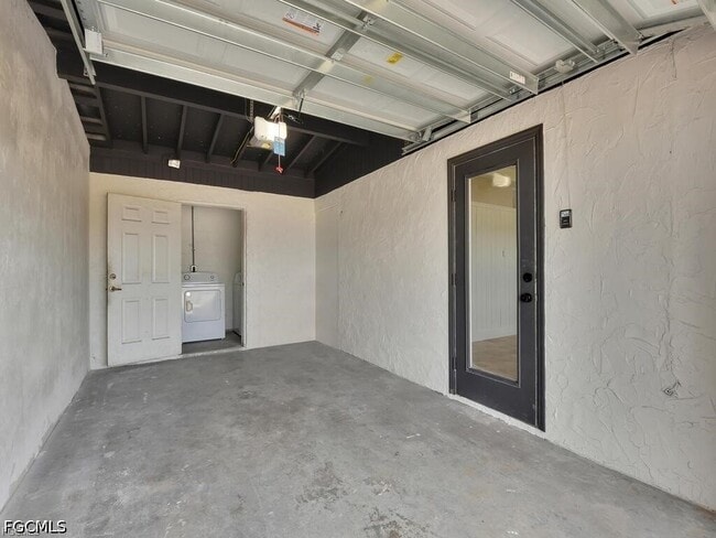 Building Photo - 2224 Aldridge Ave