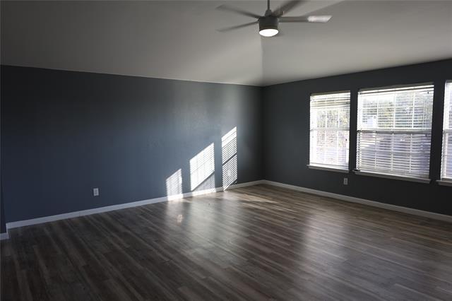 Building Photo - 1714 Elm St