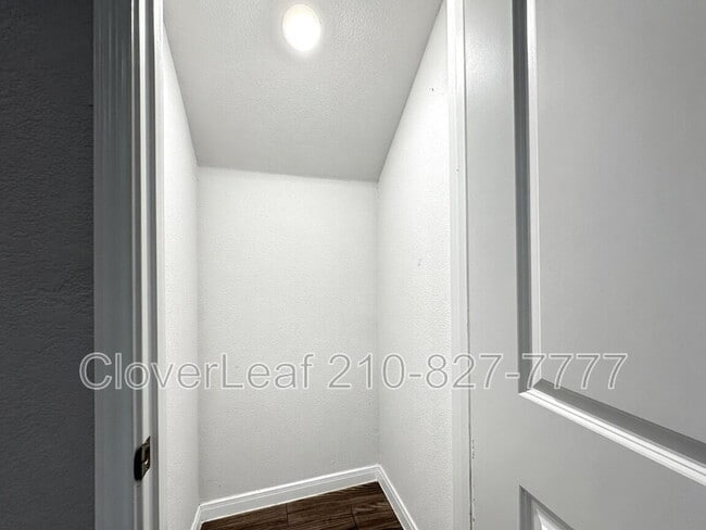 Building Photo - 1317 Orchard Oaks