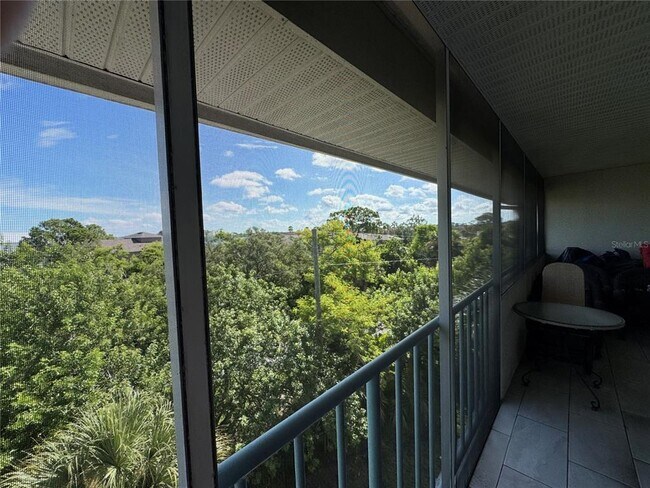 Building Photo - 5567 Sea Forest Dr