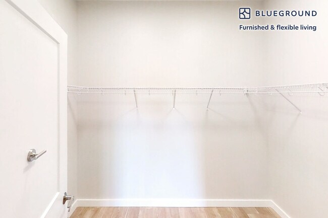 Building Photo - 20 4th Ave