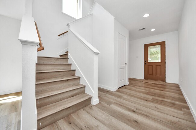 Building Photo - 14314 Cypress Cascade Ln