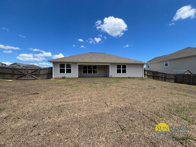 Building Photo - Exquisite 3 Bedroom Home in Partridge Hill...