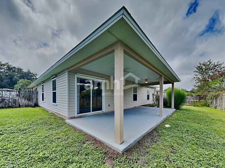 Building Photo - 76251 Long Pond Loop