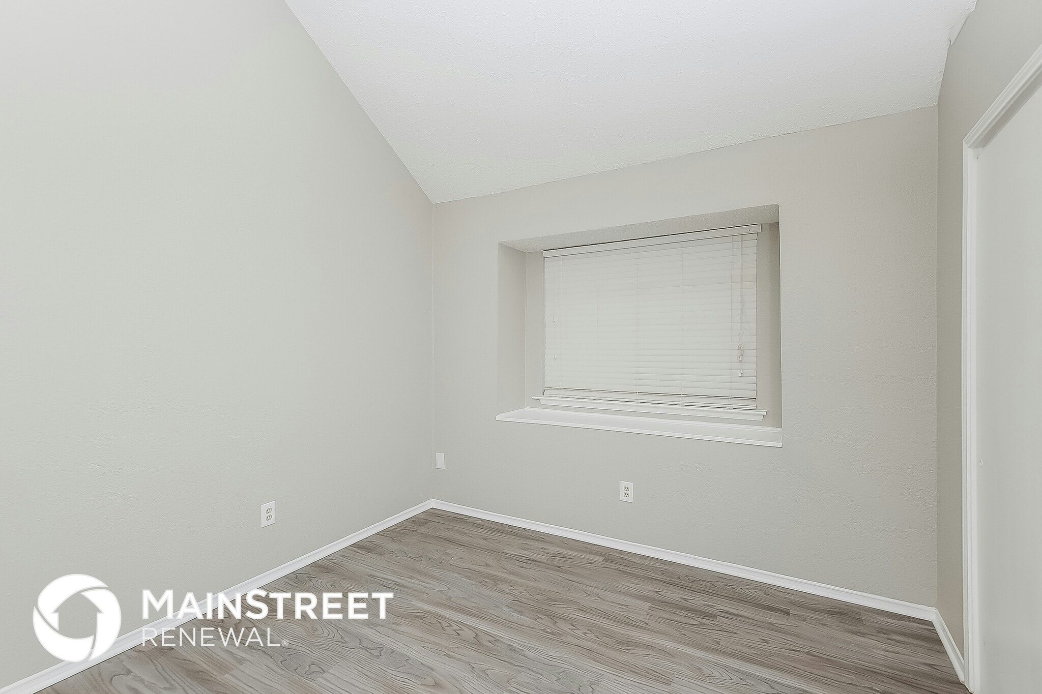 Building Photo - 2080 Palomino Trail