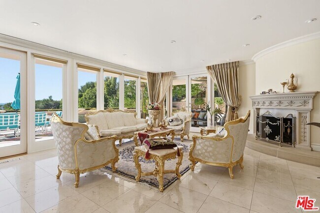 Building Photo - 1831 Loma Vista Dr