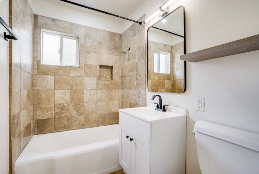 Building Photo - 4244 Tujunga Ave