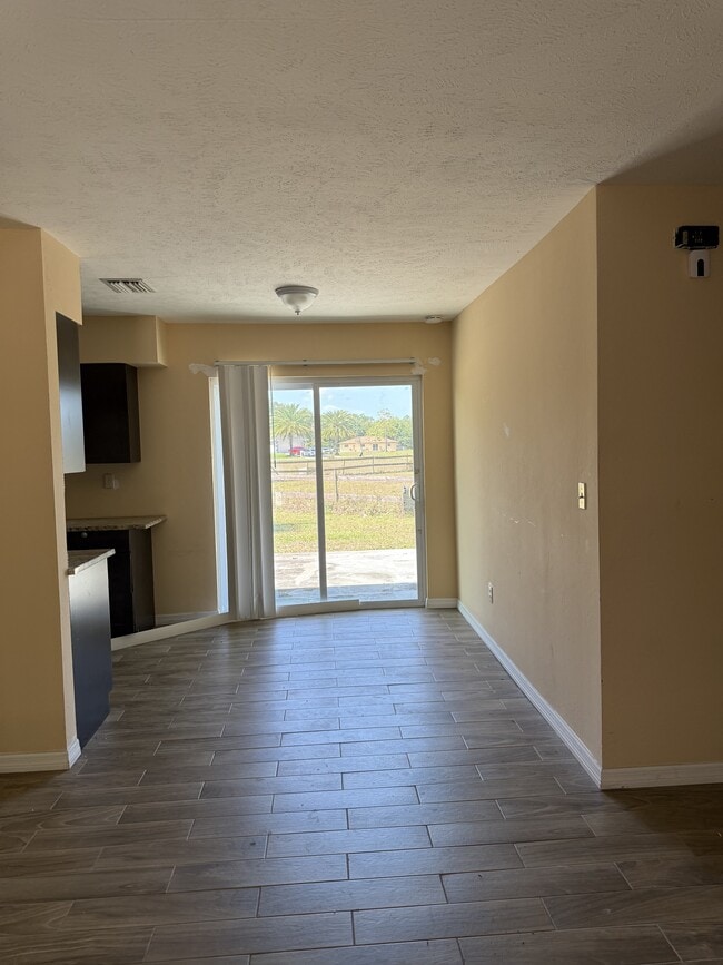 Building Photo - 2236 Wolverton Ct