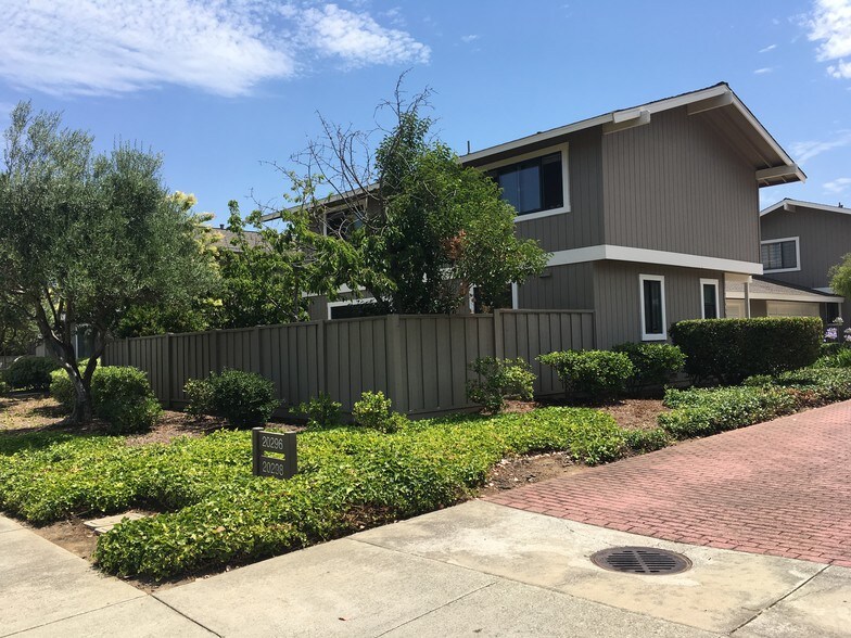 Building Photo - 20296 Pacifica Dr
