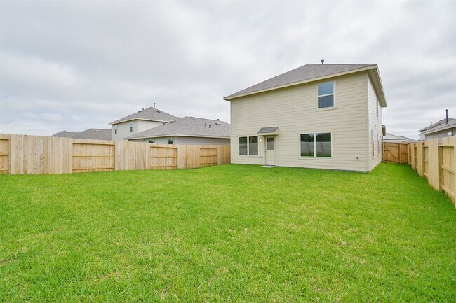 Building Photo - 18546 Cepagatti Dr