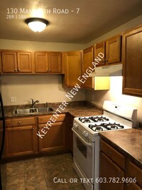 Building Photo - Updated 2 Bedroom, ground floor location a...