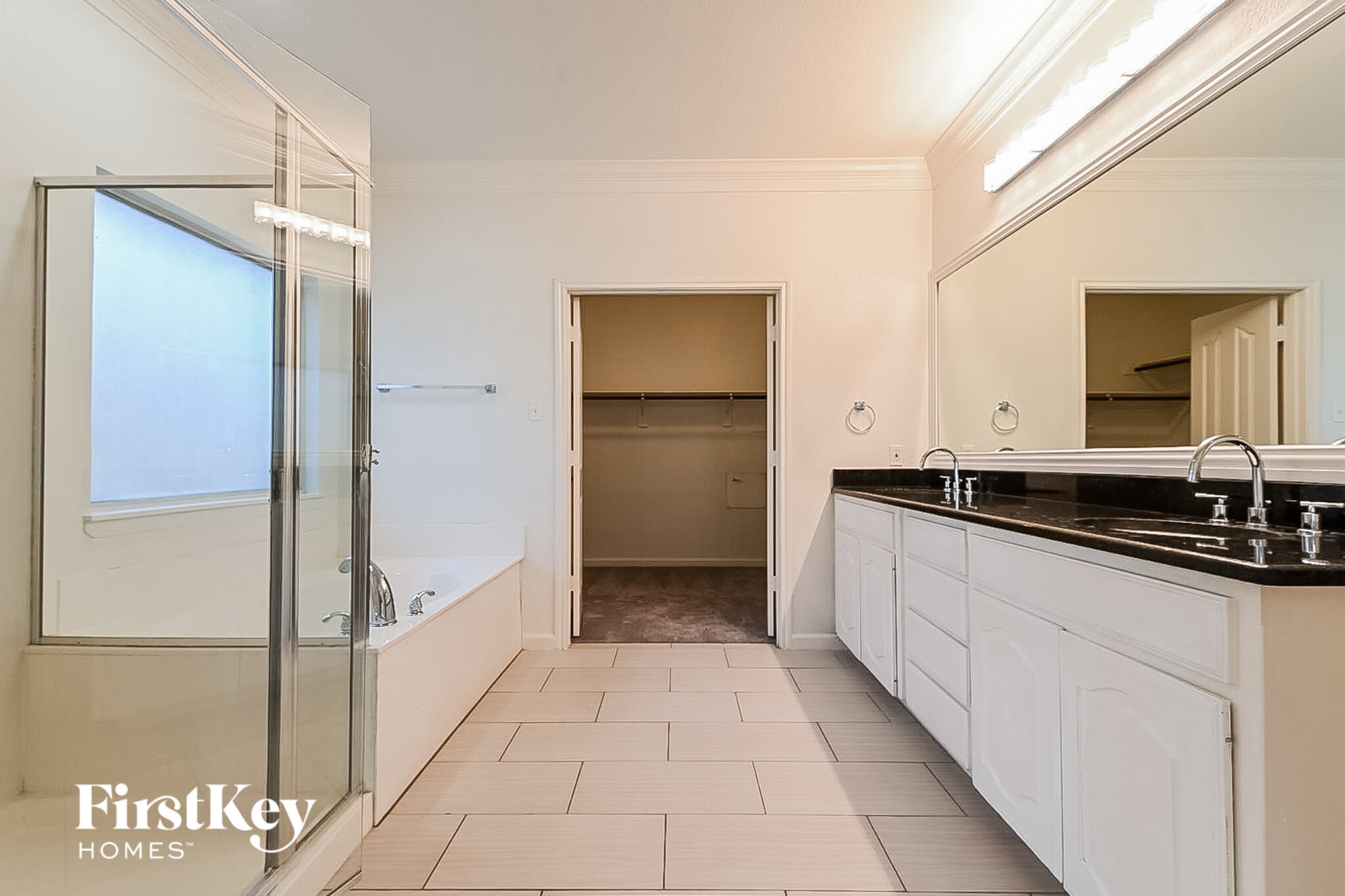 Building Photo - 8606 Granville Dr