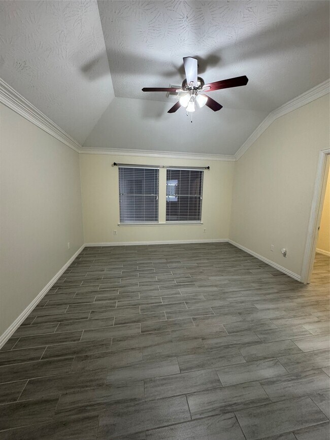 Building Photo - 5631 Bear Meadow Ln