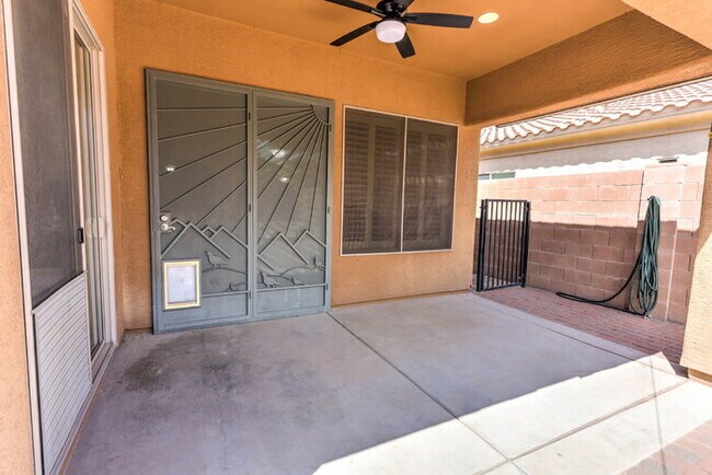 Building Photo - Rancho Sahuarita Gated Community