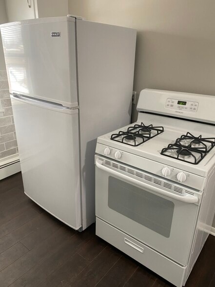 New Appliances - 6062 Transit Rd