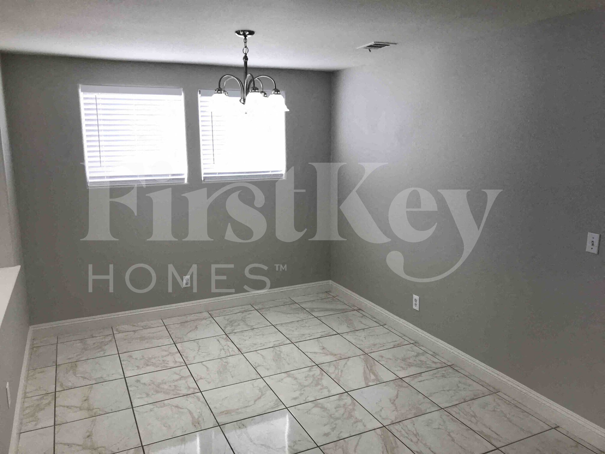 Building Photo - 8041 Hilliard Ave