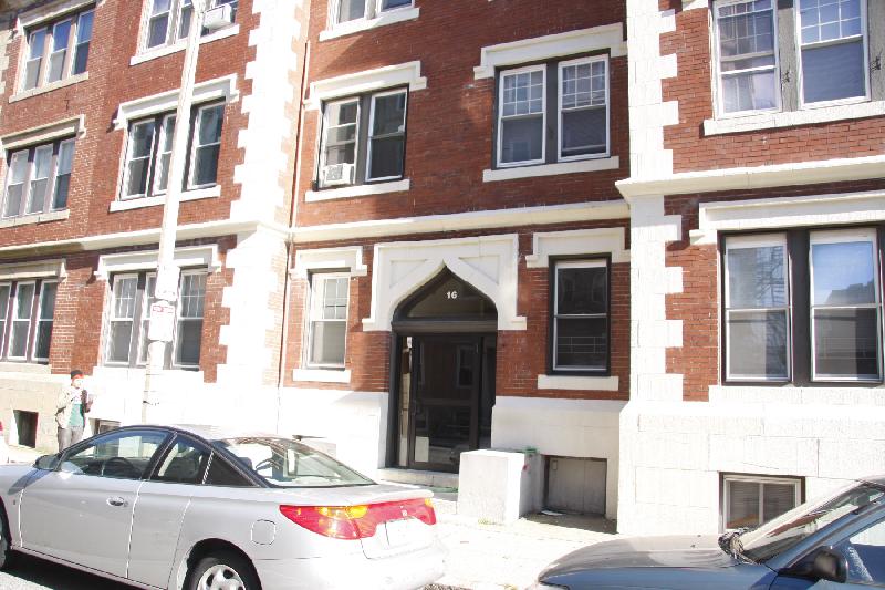 Building Photo - 16 Royce Rd