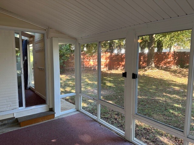 Building Photo - 25 Mountain Rd