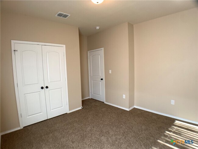 Building Photo - 1140 Brown Rock Dr