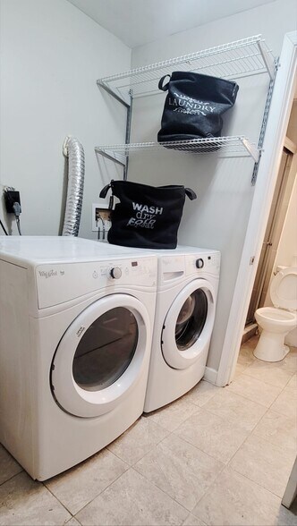Laundry - 2104 Wilkens Ave