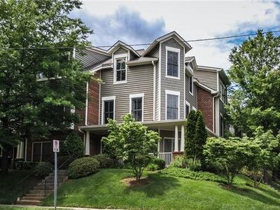 Primary Photo - 2000 Euclid Ave