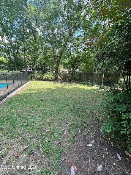 Building Photo - 3564 Cowan Pl